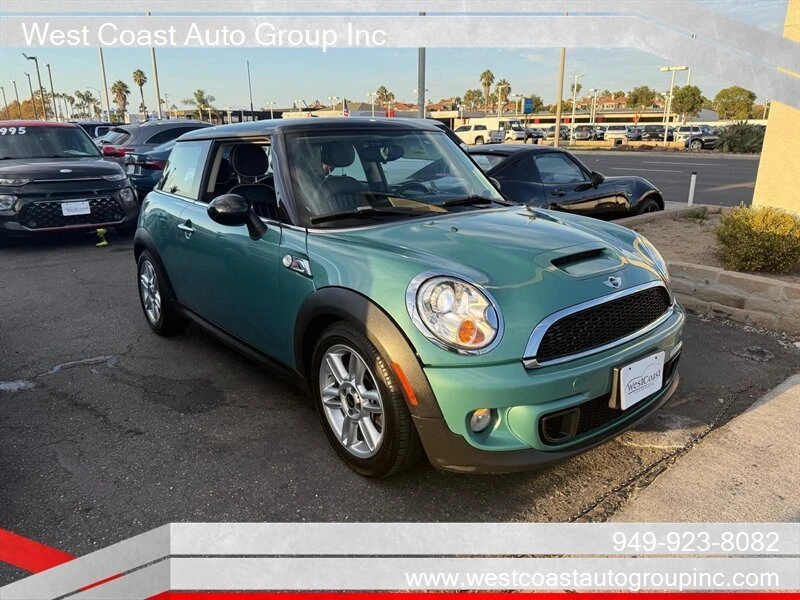 2012 Mini Mini 2nd Gen - Image 2 of 20