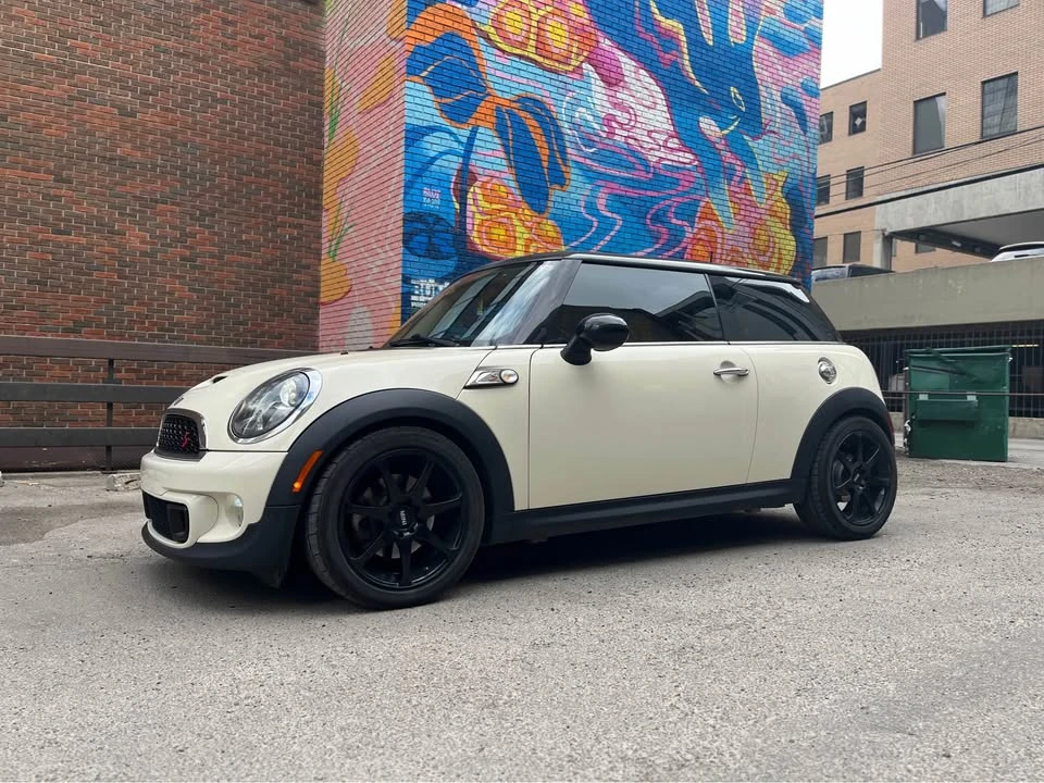 2012 Mini Mini 2nd Gen - Image 2 of 12