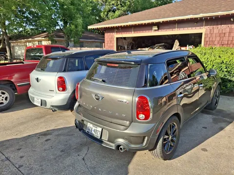 2012 MINI Countryman Classic Cooper Hatchback 4D