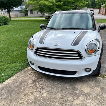 2012 MINI Countryman Classic Cooper Hatchback 4D