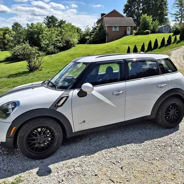 2012 MINI Countryman Classic Cooper S ALL4 Hatchback 4D