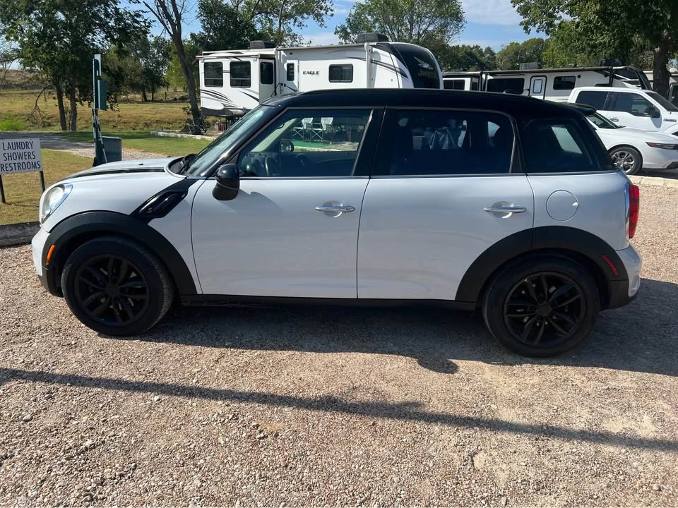 2012 Mini Countryman 1st Gen - Image 2 of 14