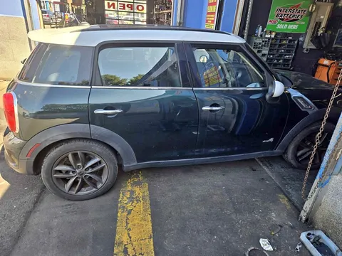 2012 MINI Countryman Classic Cooper S ALL4 Hatchback 4D