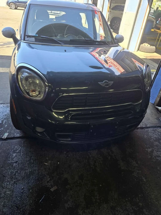 2012 Mini Countryman 1st Gen - Image 2 of 2