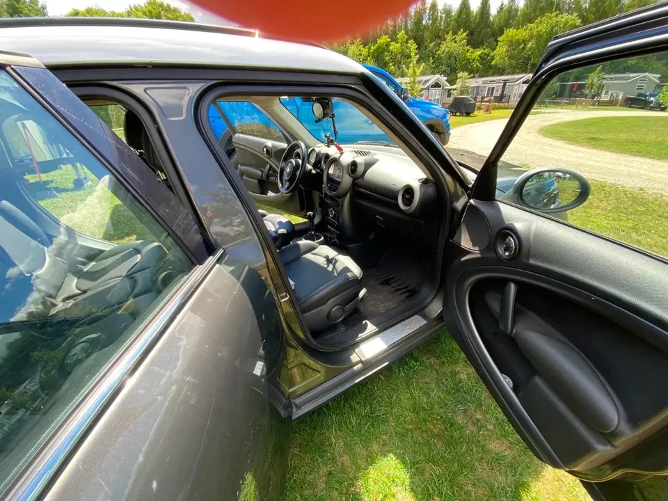 2012 Mini Countryman 1st Gen - Image 9 of 10