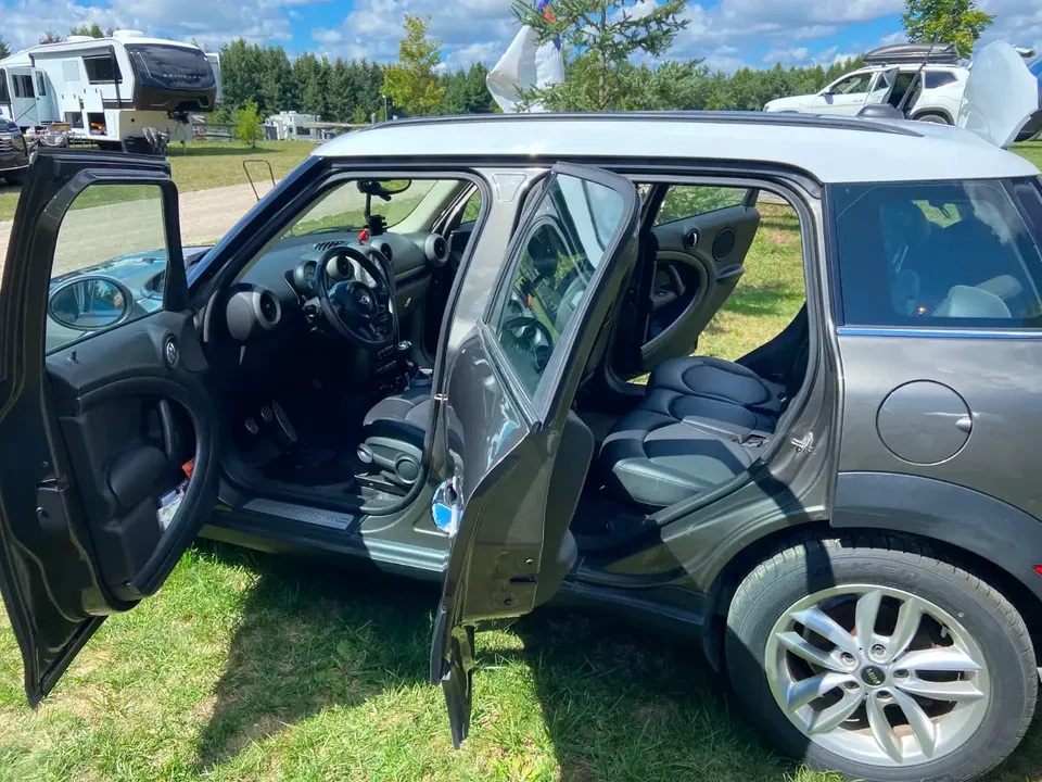2012 Mini Countryman 1st Gen - Image 3 of 10
