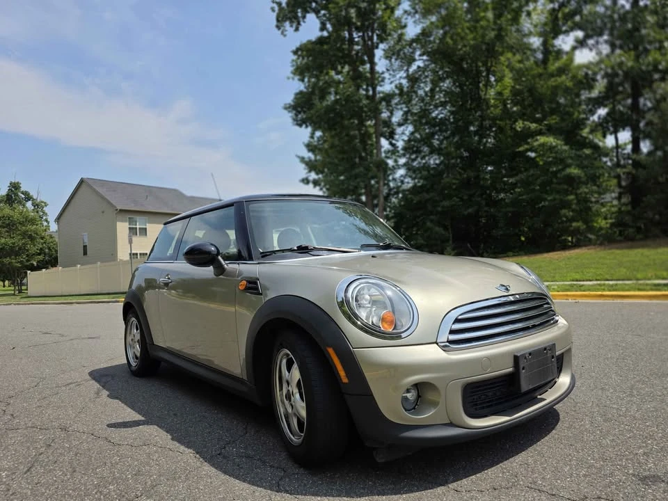 2012 Mini Coupe & Roadster - Image 2 of 14