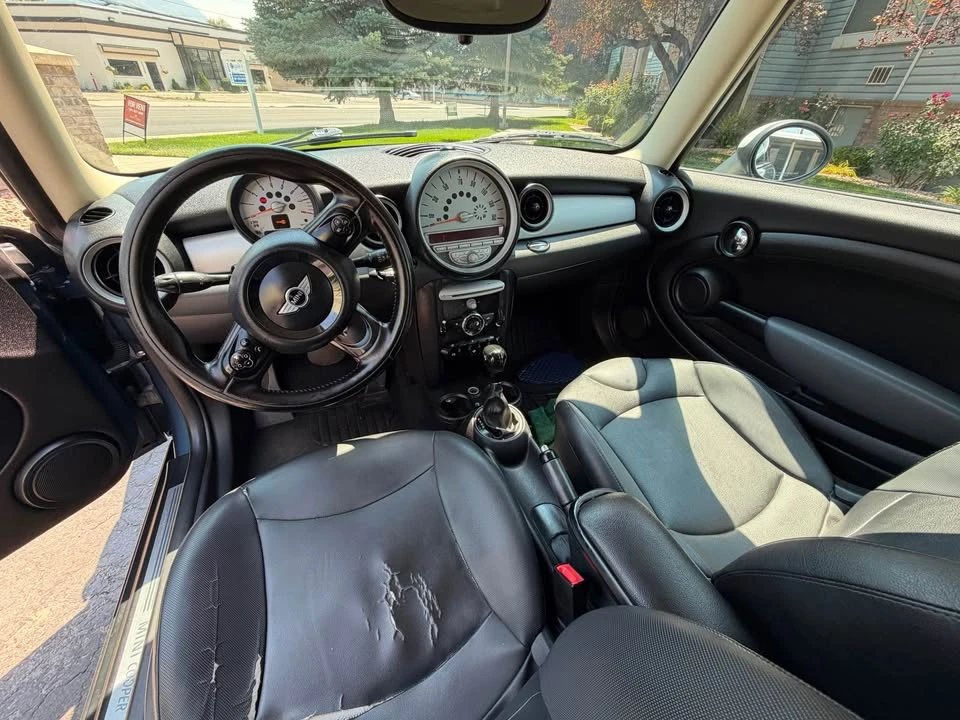 2012 Mini Coupe & Roadster - Image 6 of 19