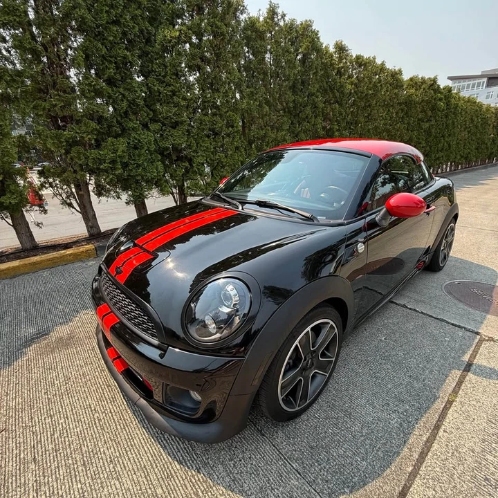 2012 Mini Coupe & Roadster - Image 4 of 8