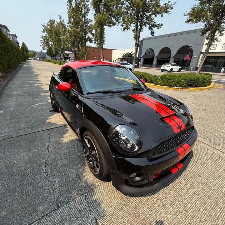 2012 Mini Coupe & Roadster - Image 3 of 8