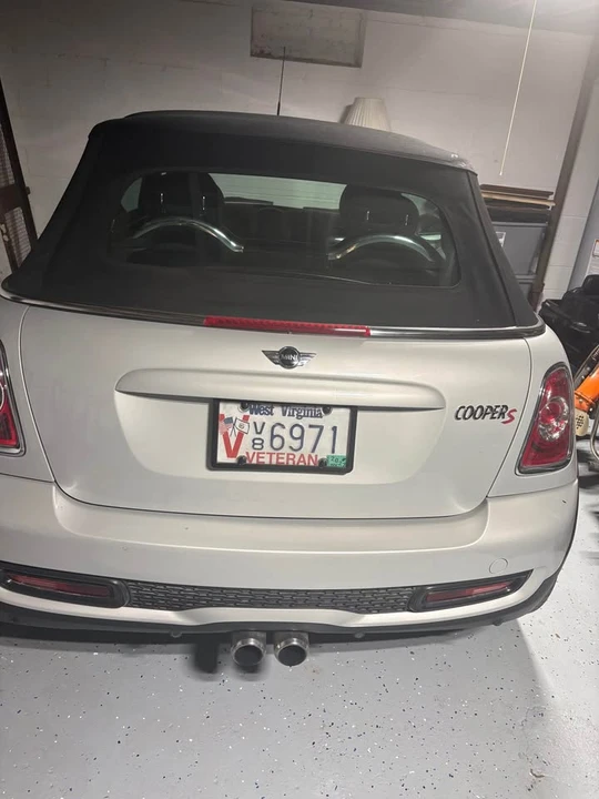 2012 Mini Coupe & Roadster - Image 2 of 5