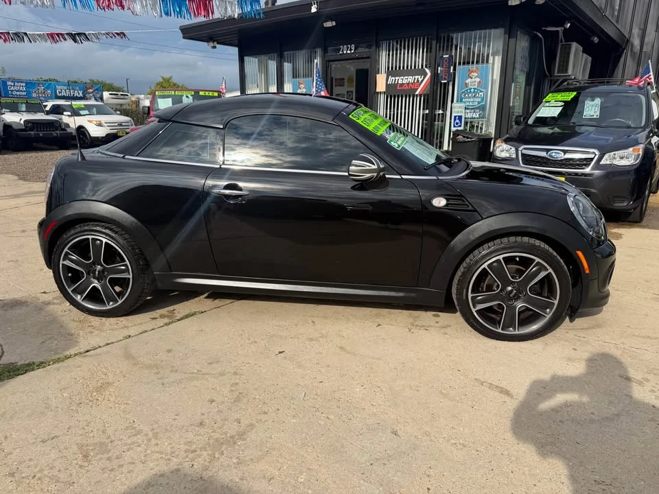 2012 Mini Coupe & Roadster - Image 2 of 11