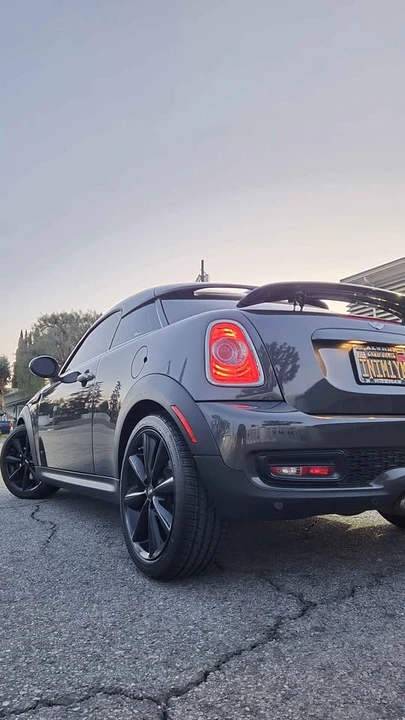 2012 Mini Modern Mini - Image 10 of 16