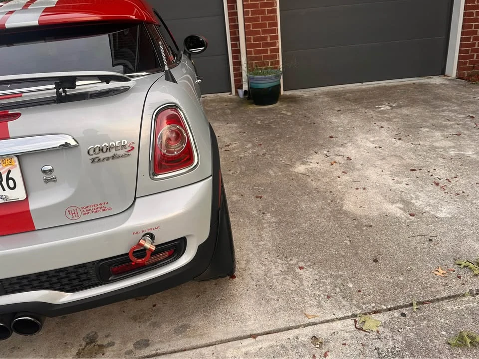 2012 Mini Modern Mini - Image 3 of 10