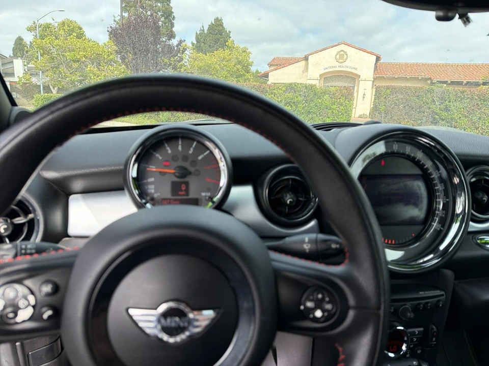 2012 Mini Coupe & Roadster - Image 9 of 9