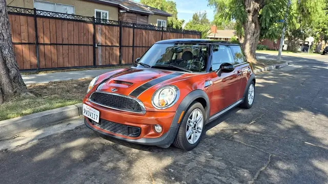 2012 MINI Hardtop 2 Door Cooper S Hatchback 2D