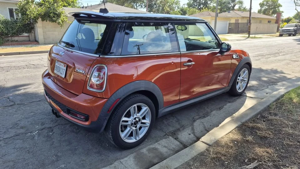 2012 Mini Mini 2nd Gen - Image 3 of 13