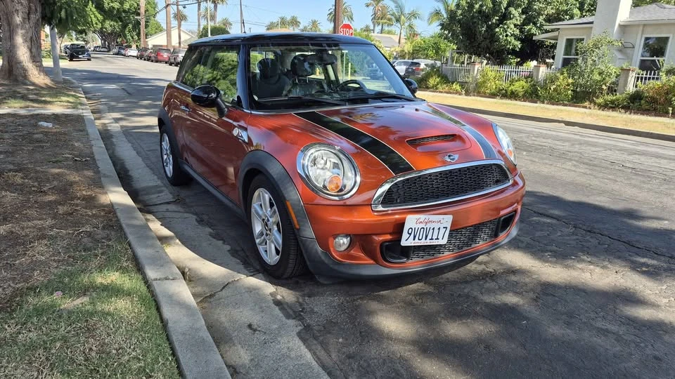 2012 Mini Mini 2nd Gen - Image 4 of 13