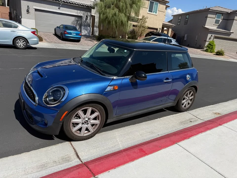 2012 Mini Mini 2nd Gen - Image 3 of 16