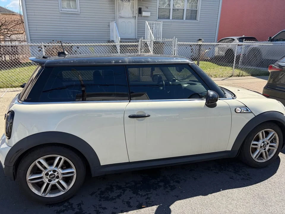 2012 Mini Mini 2nd Gen - Image 5 of 11
