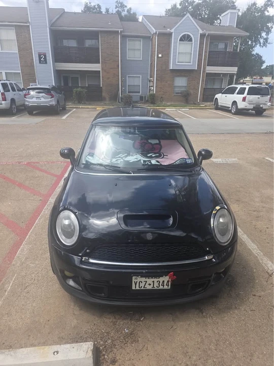 2012 Mini Mini 2nd Gen - Image 2 of 12