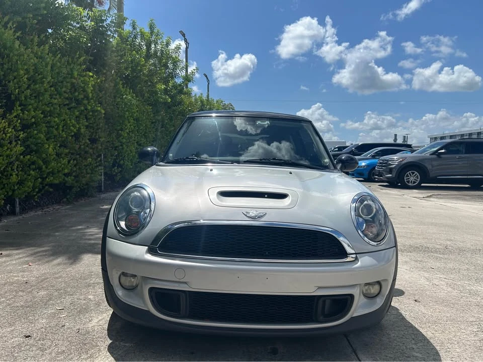 2012 Mini Mini 2nd Gen - Image 2 of 11