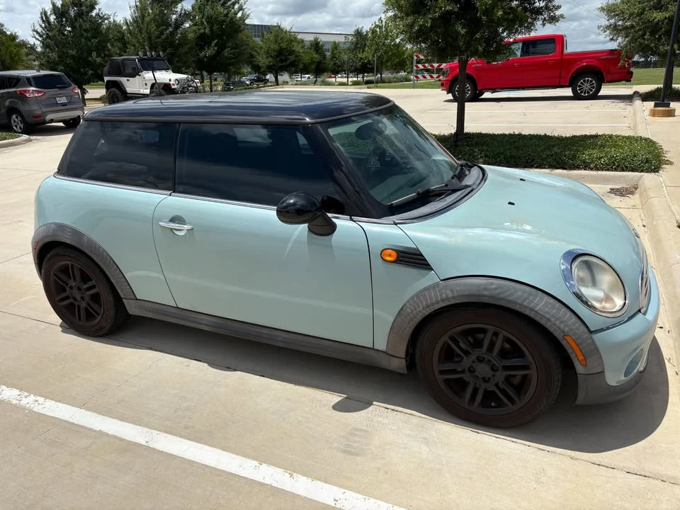2012 Mini Mini 2nd Gen - Image 2 of 7