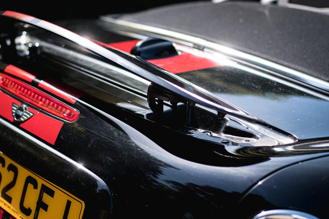 2012 Mini Coupe & Roadster - Image 29 of 31