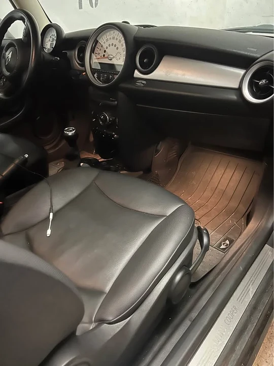 2012 Mini Mini 2nd Gen - Image 3 of 4