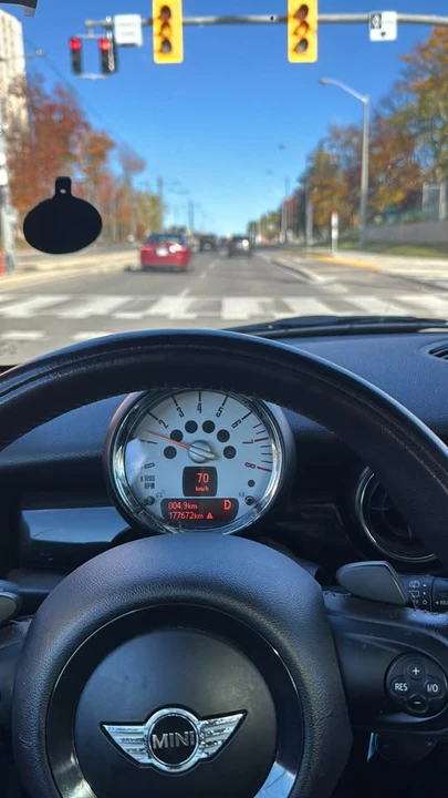 2012 Mini Mini 2nd Gen - Image 2 of 11