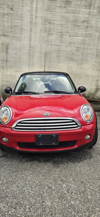 2012 Mini Mini 2nd Gen - Image 2 of 10