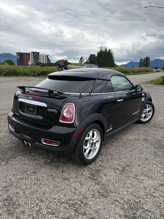 2012 Mini Mini 2nd Gen - Image 3 of 8