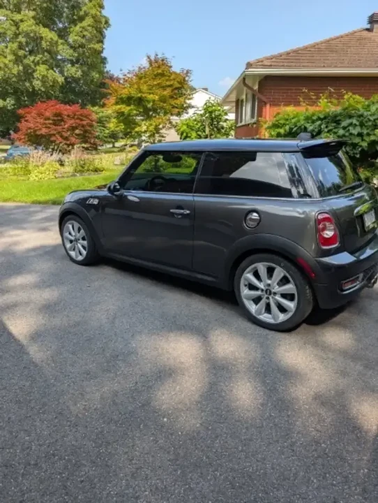 2012 Mini Mini 2nd Gen - Image 2 of 7