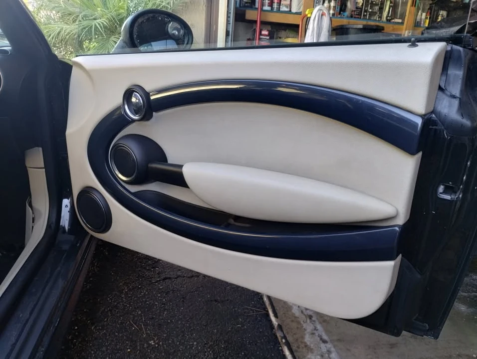 2012 Mini Clubman 1st Gen - Image 14 of 17