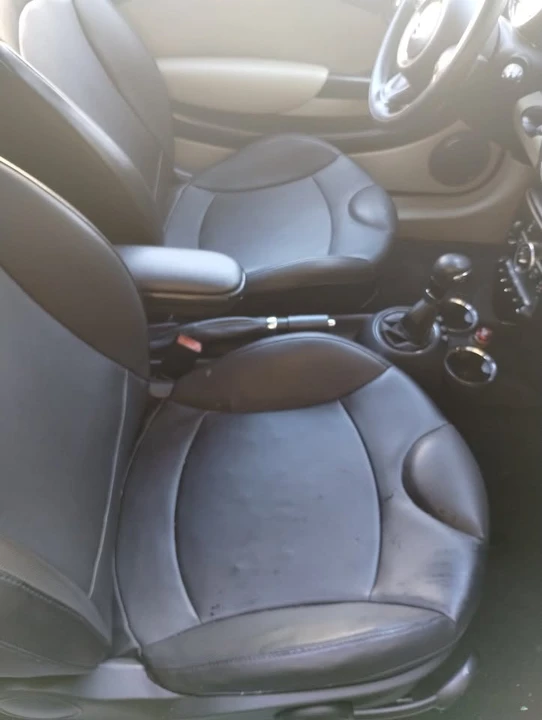 2012 Mini Clubman 1st Gen - Image 13 of 17
