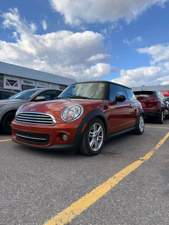 2012 Mini Mini 2nd Gen - Image 3 of 11