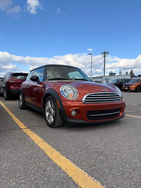 2012 Mini Mini 2nd Gen - Image 2 of 11