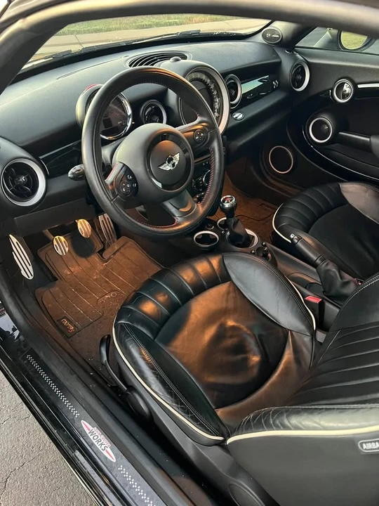 2012 Mini Coupe & Roadster - Image 16 of 20