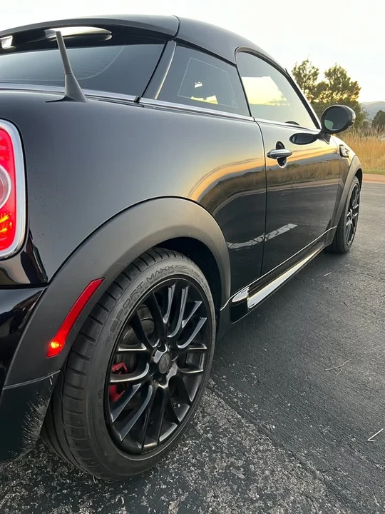 2012 Mini Coupe & Roadster - Image 11 of 20