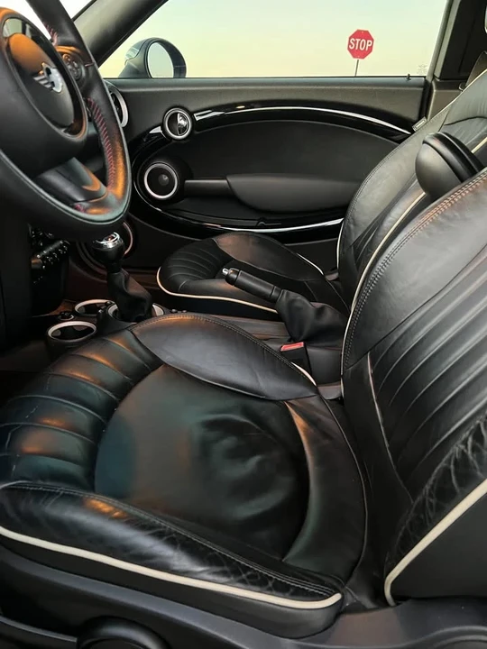 2012 Mini Coupe & Roadster - Image 14 of 20
