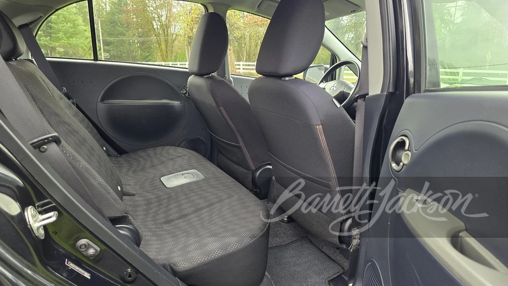 2012 Mitsubishi i-MiEV - Image 8 of 12