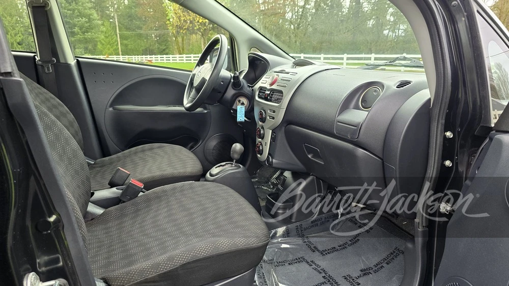 2012 Mitsubishi i-MiEV - Image 9 of 12