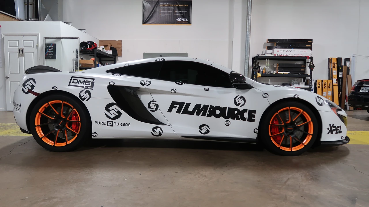 2012 McLaren MP4-12C - Image 9 of 10