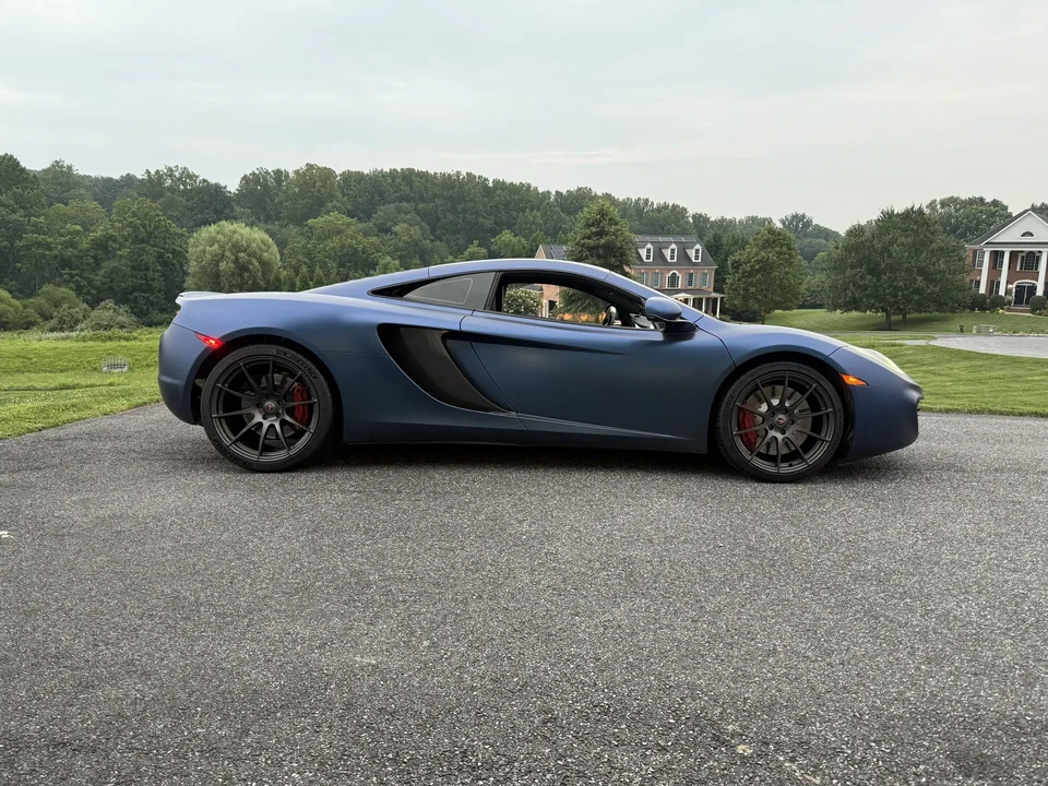 2012 McLaren MP4-12C - Image 3 of 9
