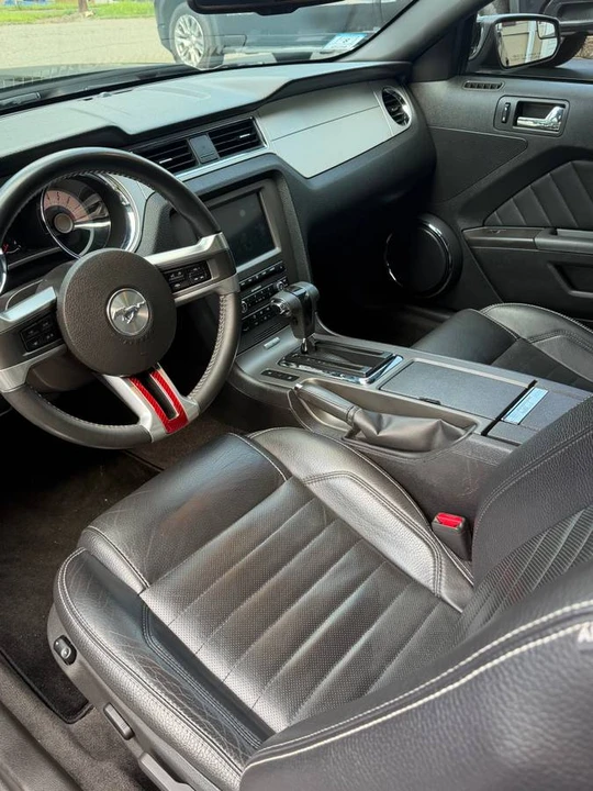 2012 Ford S197 Mustang GT - Image 5 of 6