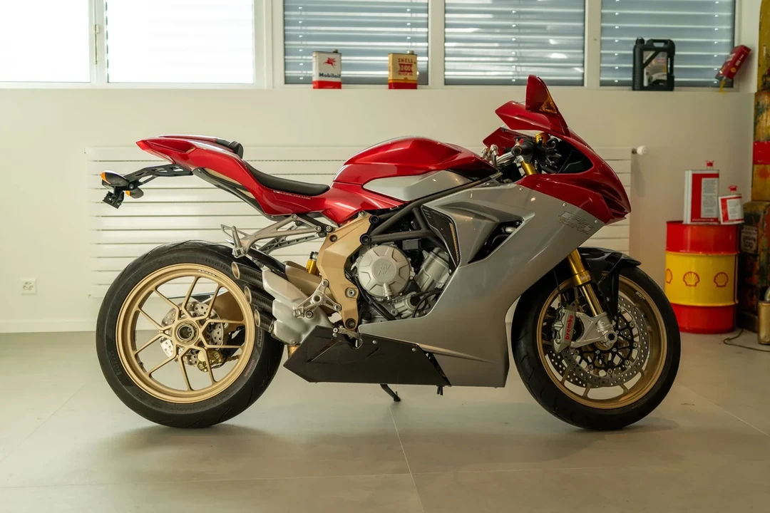 2012 MV Agusta F3 - Image 2 of 31