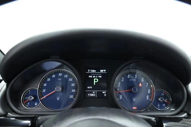 2012 Maserati GranTurismo 1st Gen - Image 28 of 31