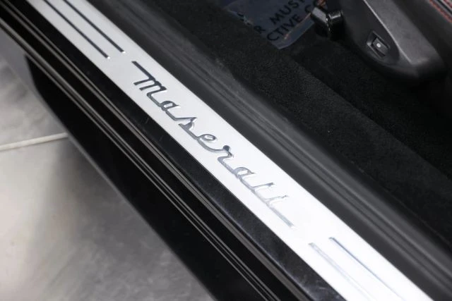 2012 Maserati GranTurismo 1st Gen - Image 15 of 31