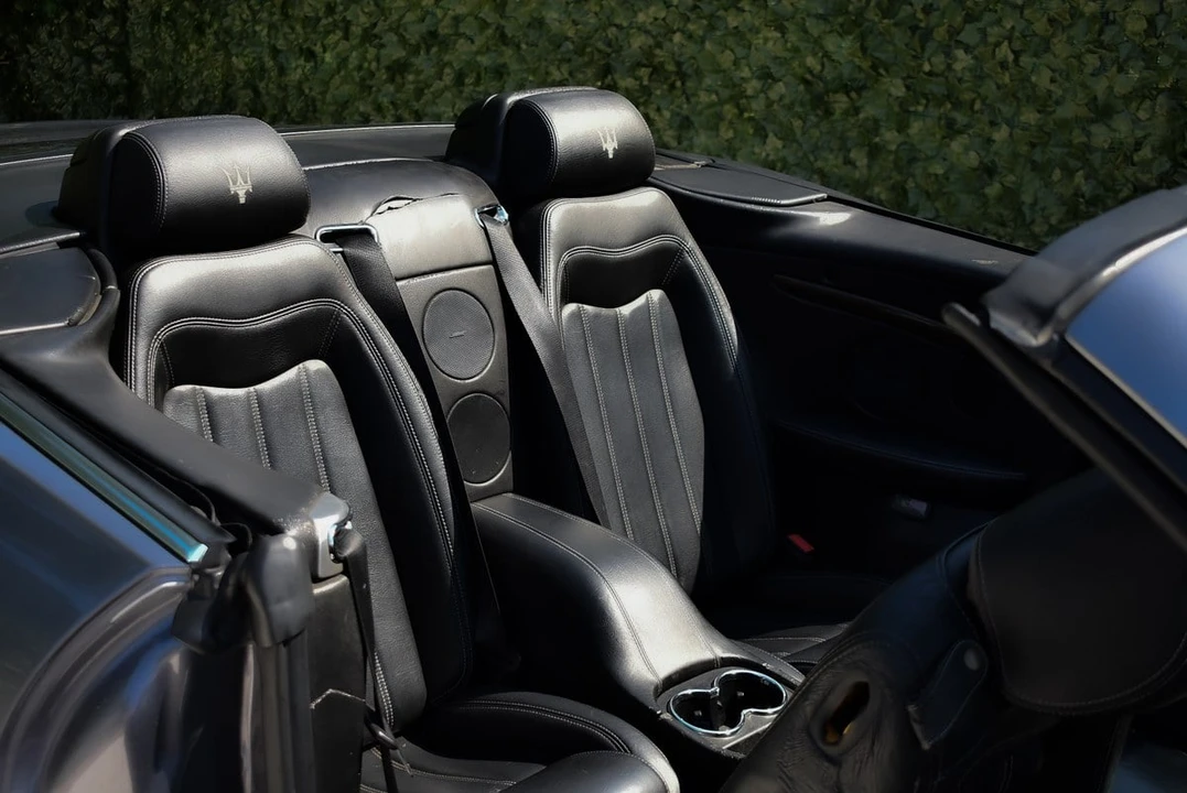 2012 Maserati GranCabrio - Image 30 of 31