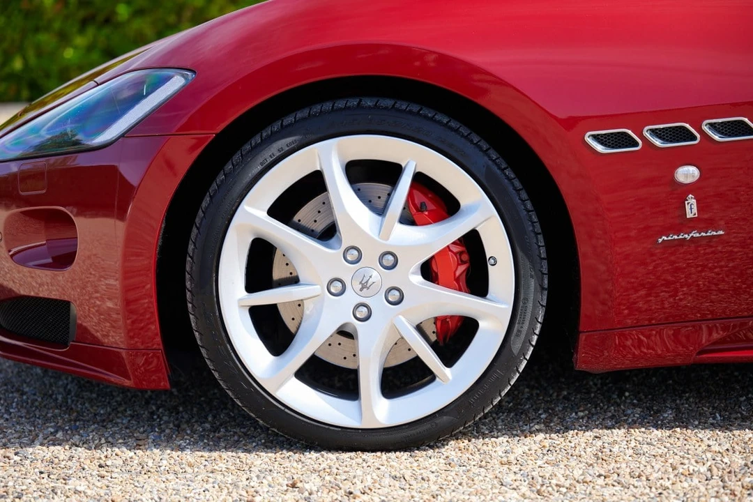 2012 Maserati GranCabrio - Image 29 of 30